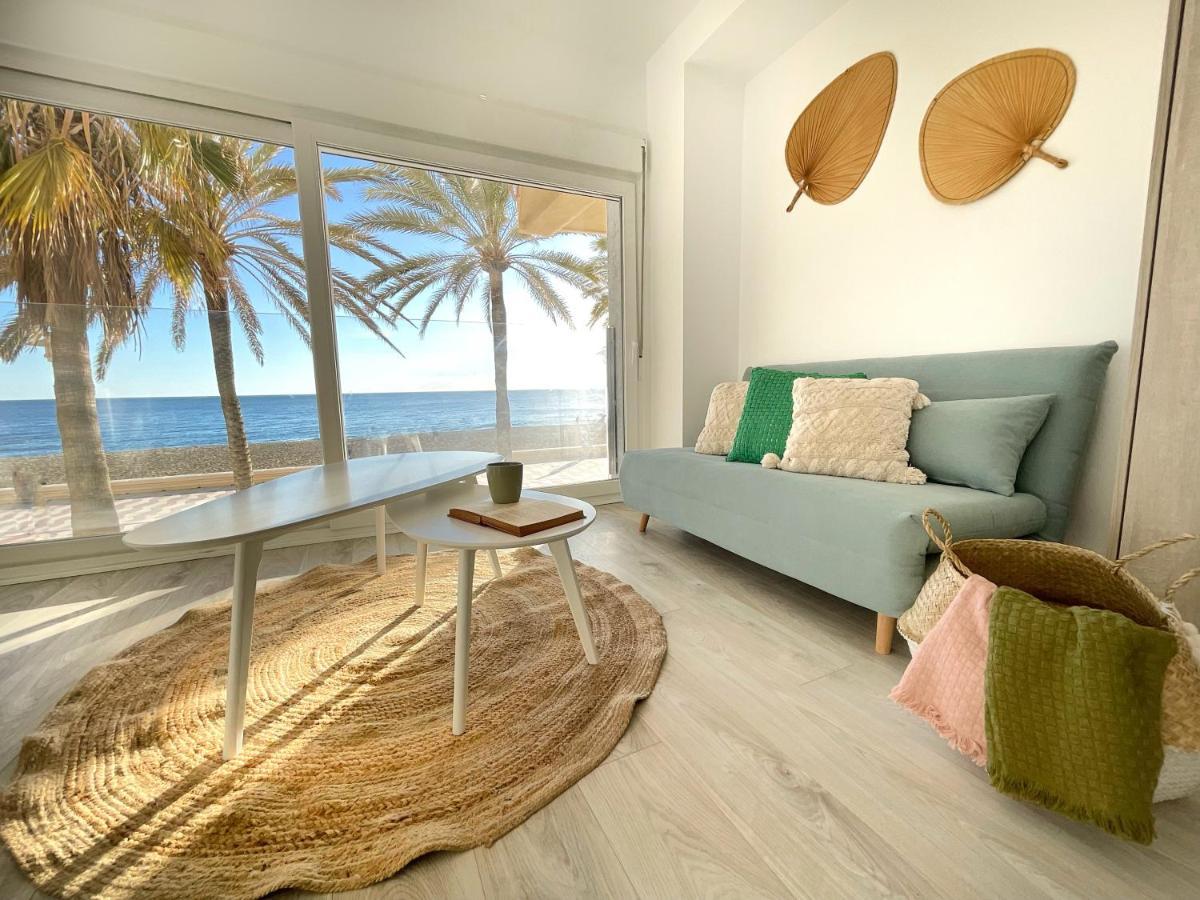 Cs6 Kaleria Suites Almeria Bagian luar foto
