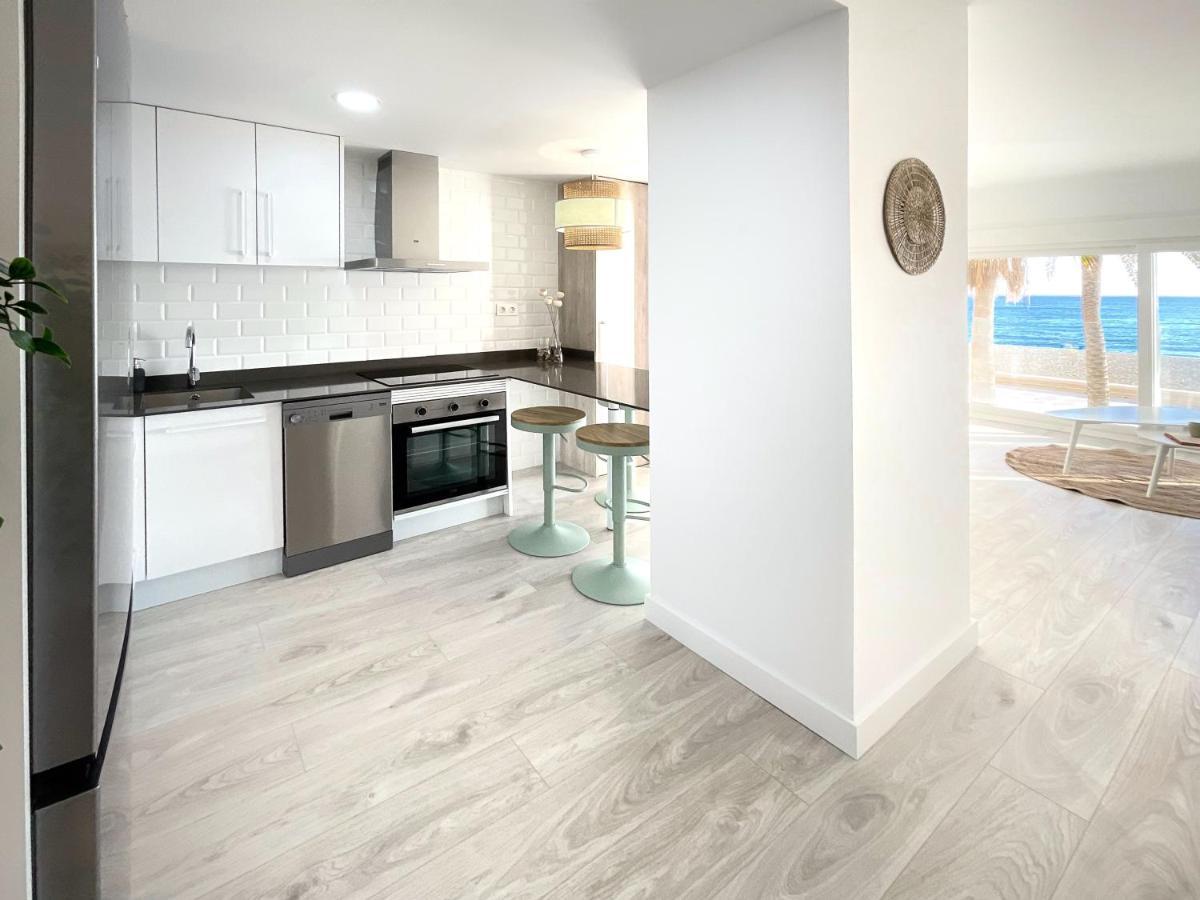 Cs6 Kaleria Suites Almeria Bagian luar foto
