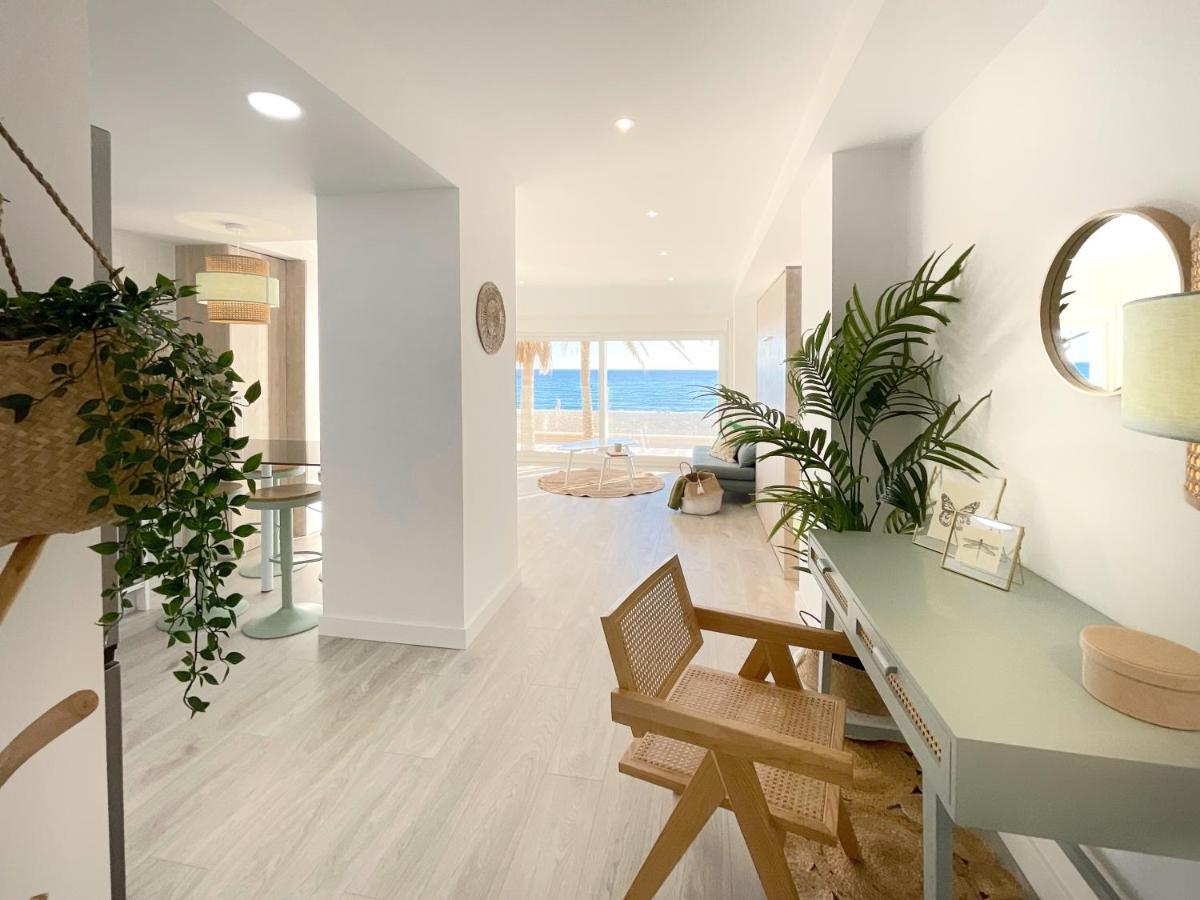 Cs6 Kaleria Suites Almeria Bagian luar foto