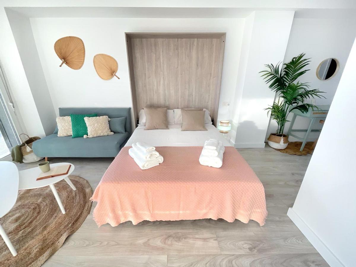 Cs6 Kaleria Suites Almeria Bagian luar foto