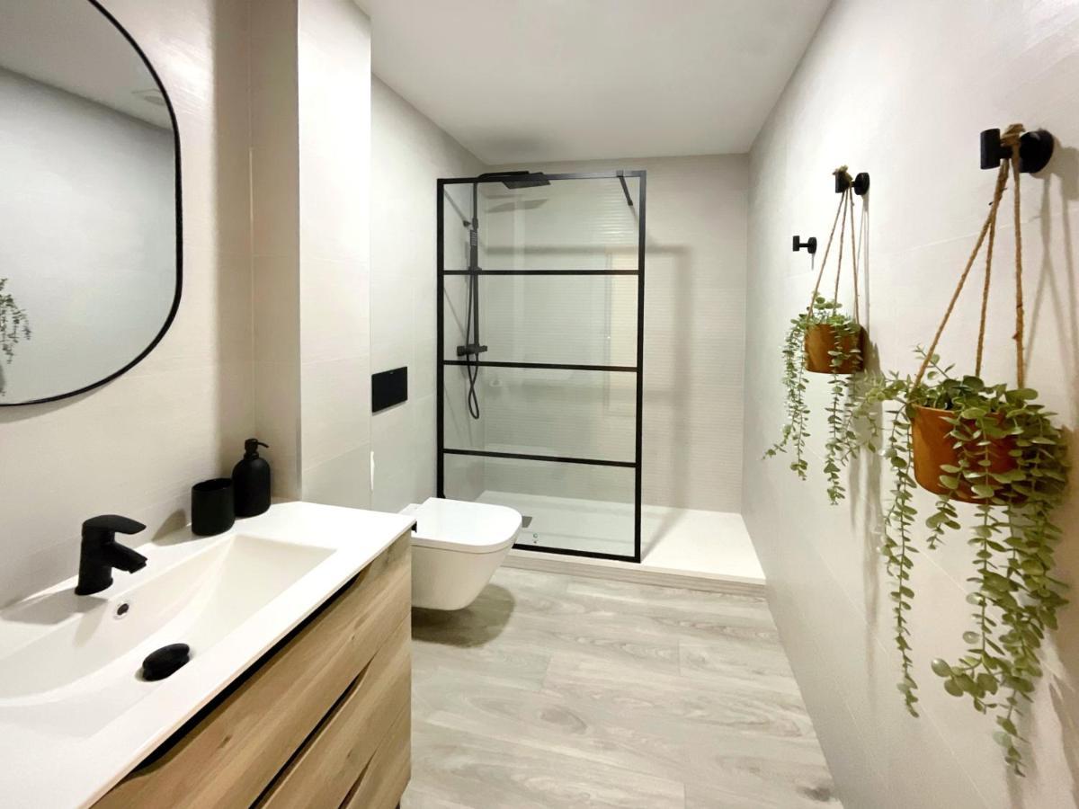 Cs6 Kaleria Suites Almeria Bagian luar foto