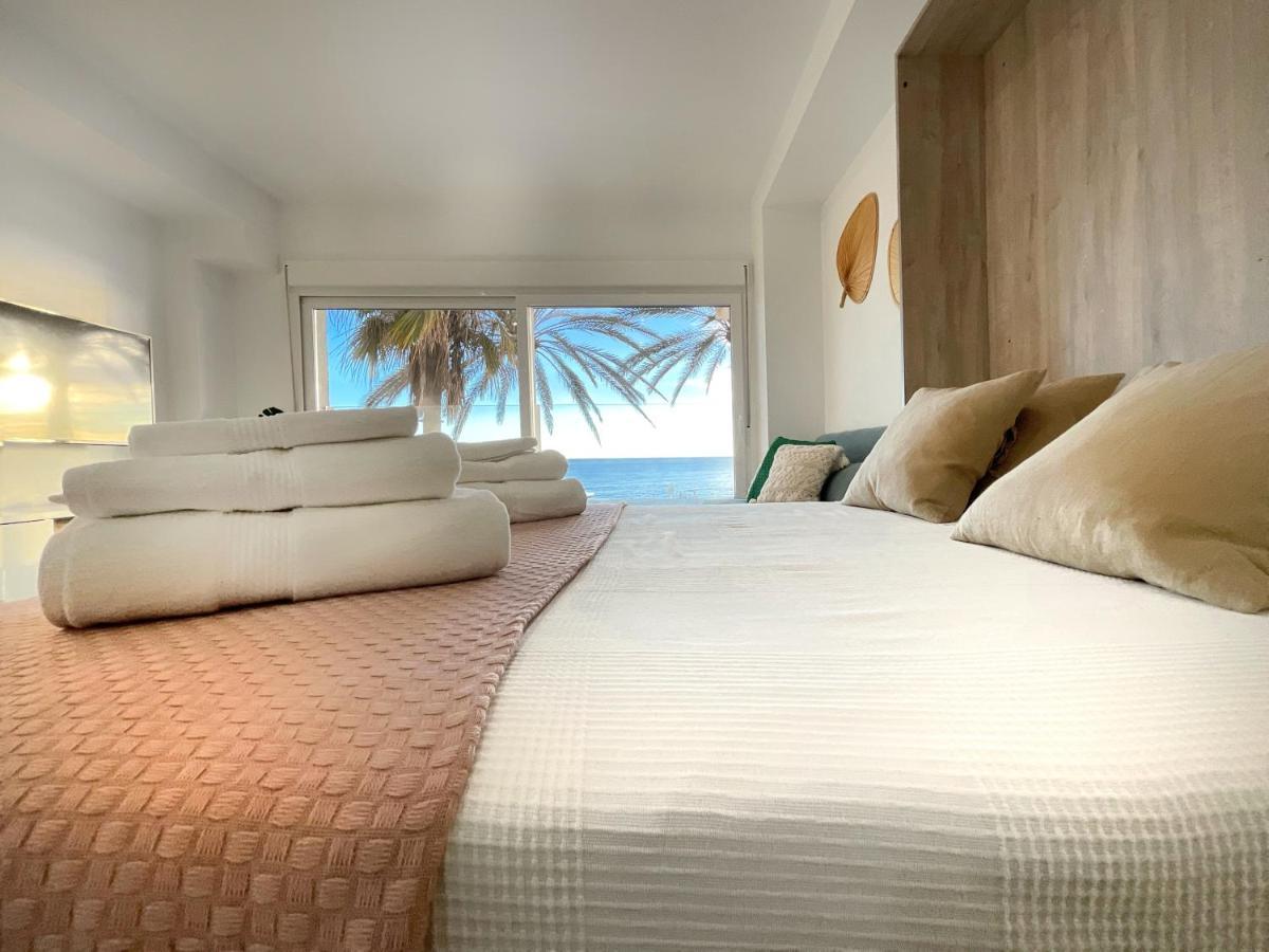 Cs6 Kaleria Suites Almeria Bagian luar foto