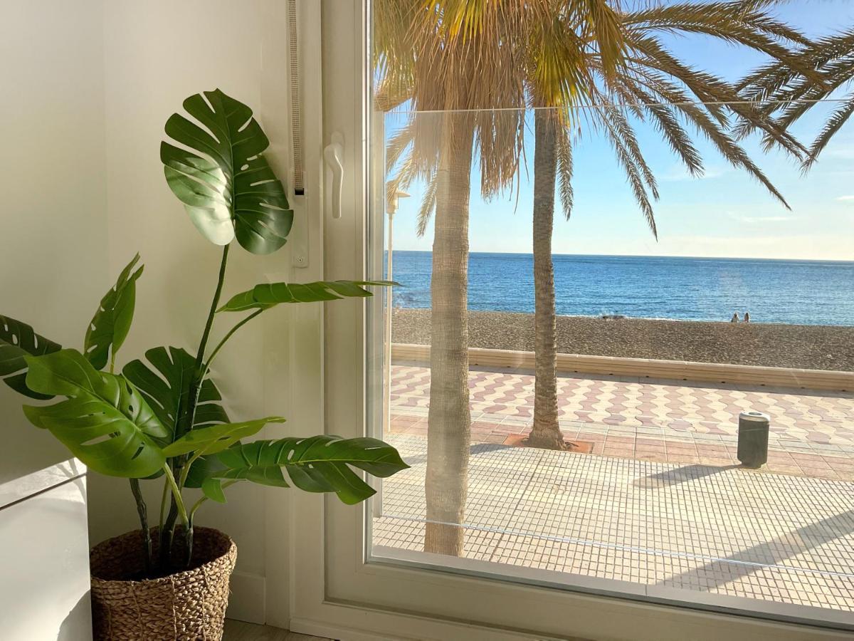 Cs6 Kaleria Suites Almeria Bagian luar foto